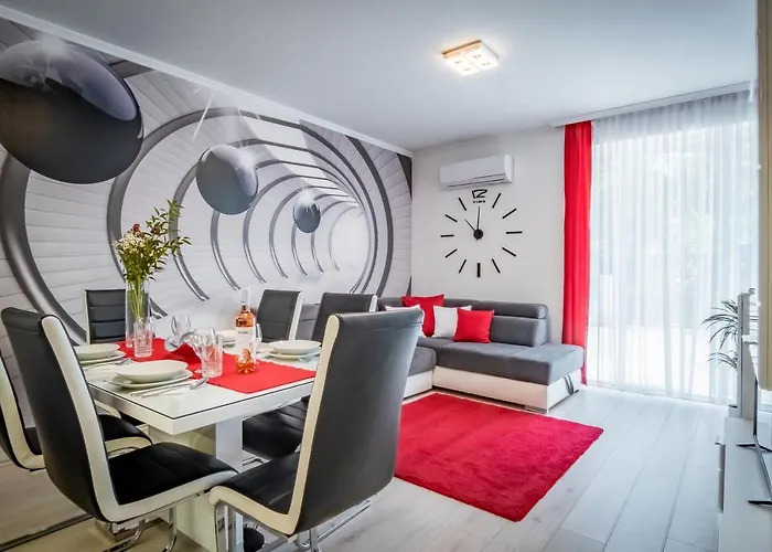 Myflat Diamond Bay Apartment